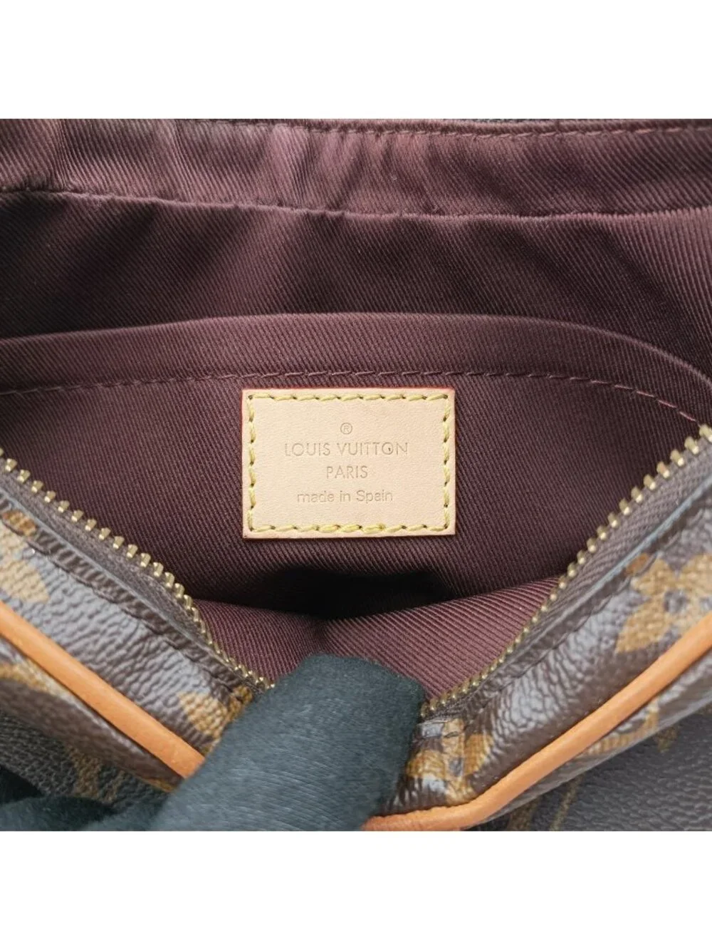 Louis Vuitton Croissant MM Brown Monogram Canvas Shoulder
